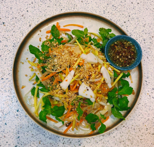 goi-hai-san-cu-dua-1 Gỏi hải sản củ dừa 1