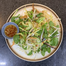 Gỏi xoài cá khô Phú Quý