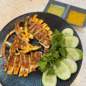 Mực lá nướng sa tế