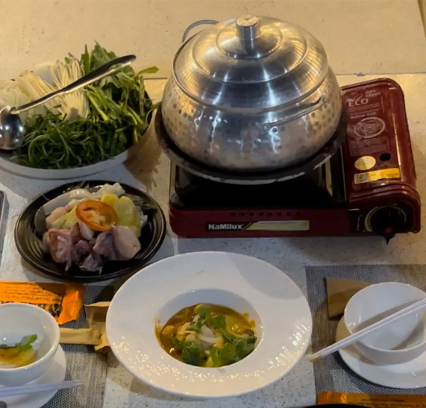 Lẩu mực ngon tại nhà hàng Bảo Bối