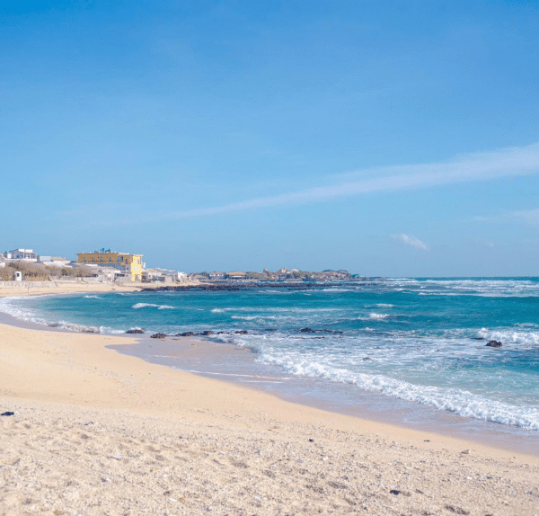 Bãi biển đảo Phú Quý