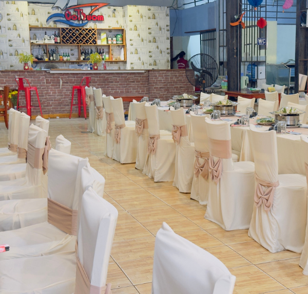 Nhà hàng Cột Buồm