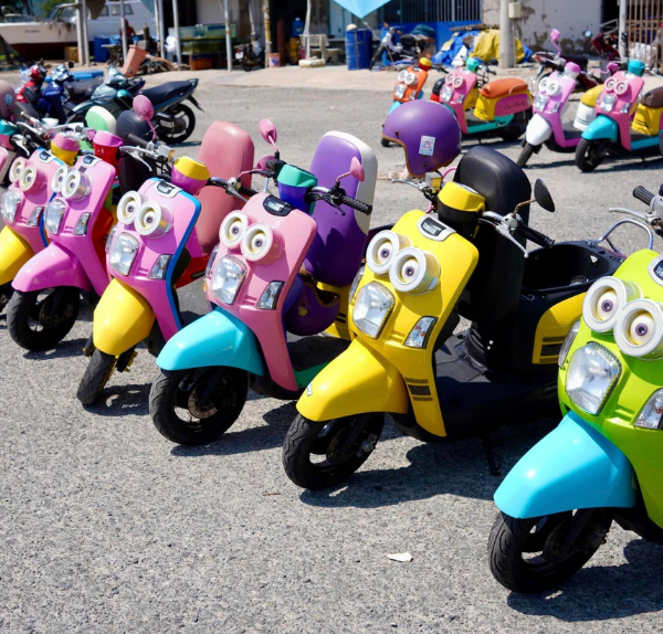 Xe máy trên đảo Phú Quý